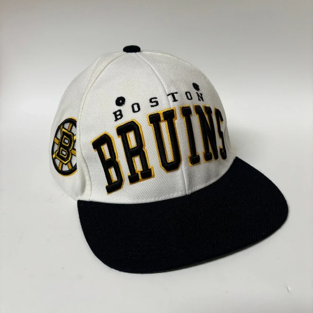 Boston Bruins Zephyr NHL Snapback Hat White Black Green Underbrim Mens OSFA